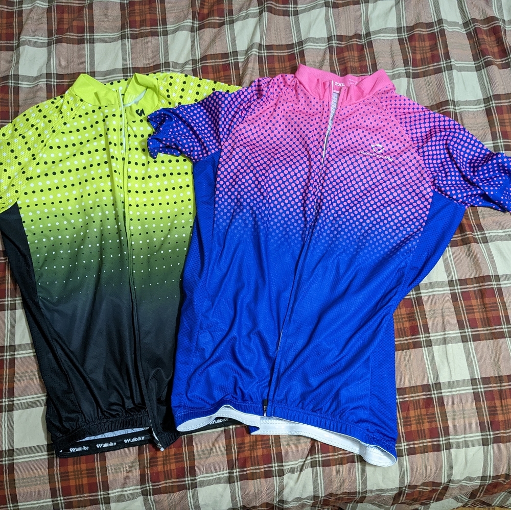Pair of 2XL cycling jerseys